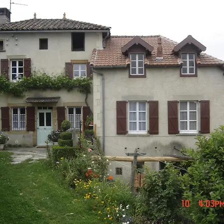 Maison De Caractere Renovee Holiday home *