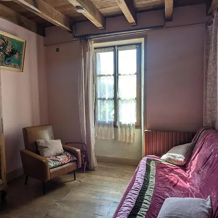 Maison De Caractere Renovee Holiday home *